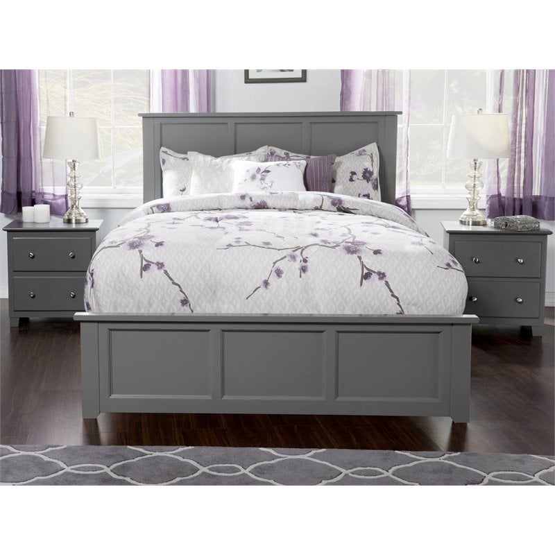 Madison Queen Platform Bed with Matching Footboard & Storage Drawers in Grey
