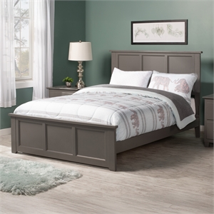 Madison Full Wood Foundation Bed with Matching Footboard in Grey