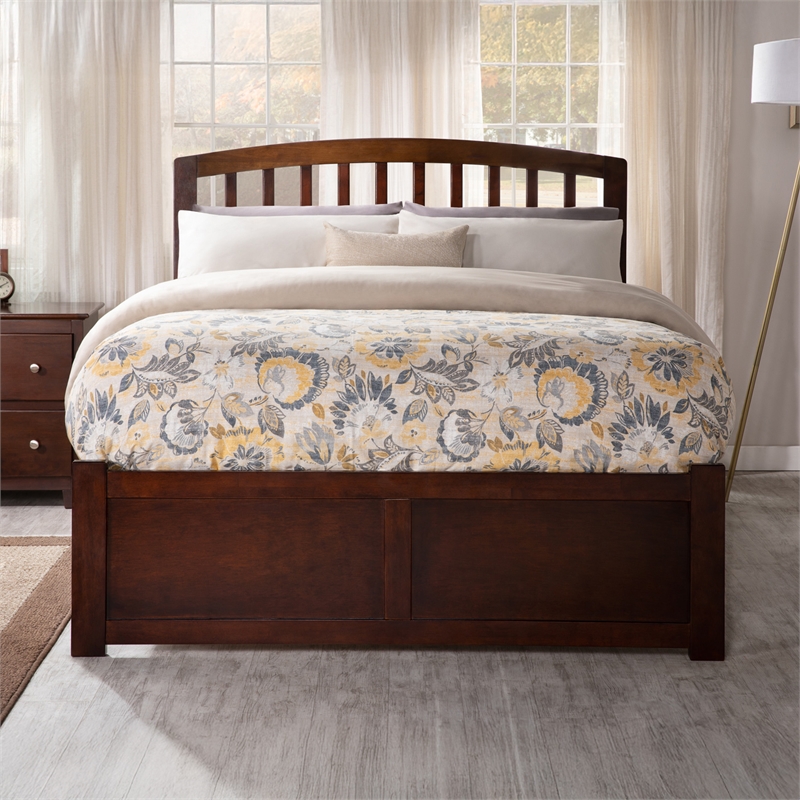 Richmond Full Wood Platform Bed with Footboard and Full Trundle in Walnut