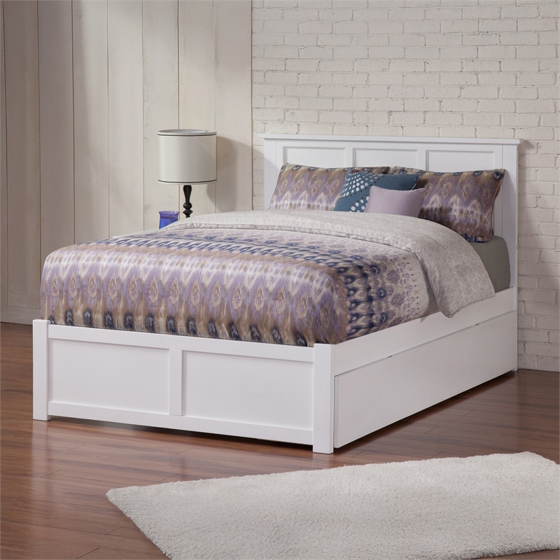 Madison Full Wood Platform Bed with Footboard and Full Trundle in White
