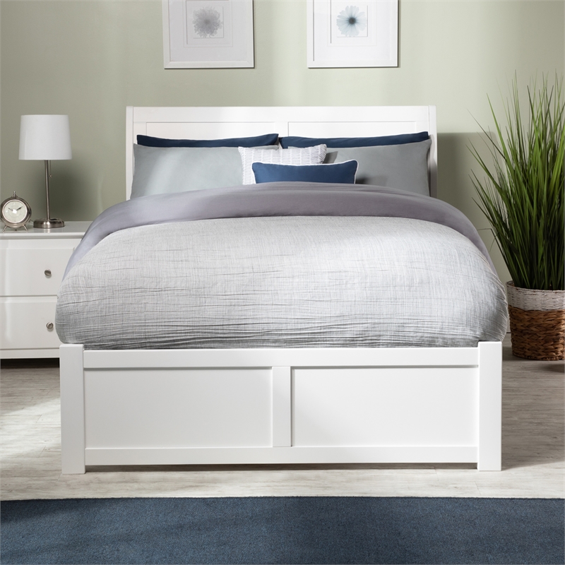 Portland Full Wood Platform Bed with Footboard and Full Trundle in White