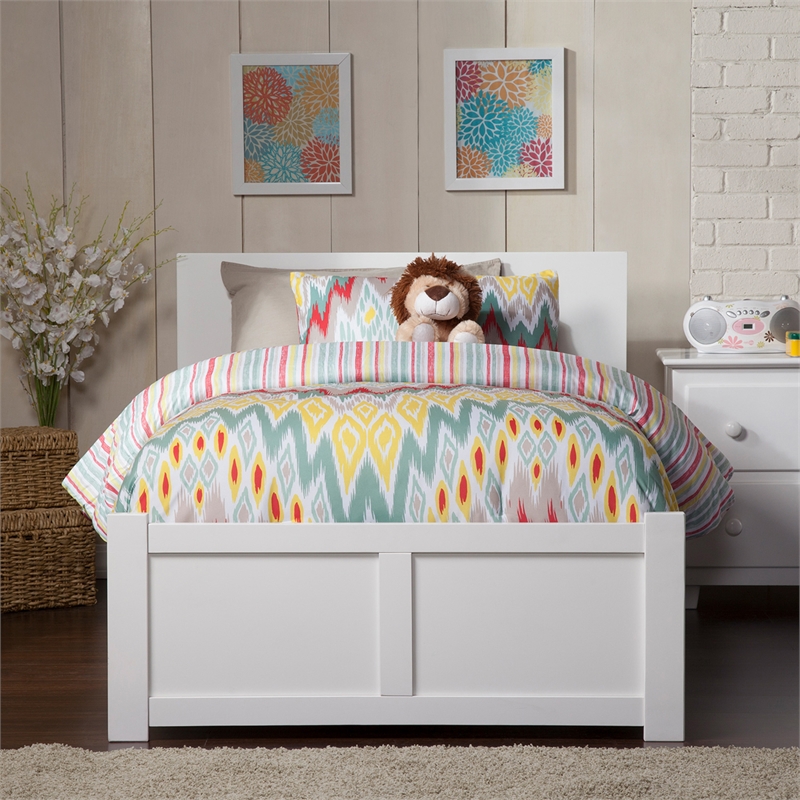 Orlando Twin XL Wood Platform Bed with Footboard and Twin XL Trundle in White
