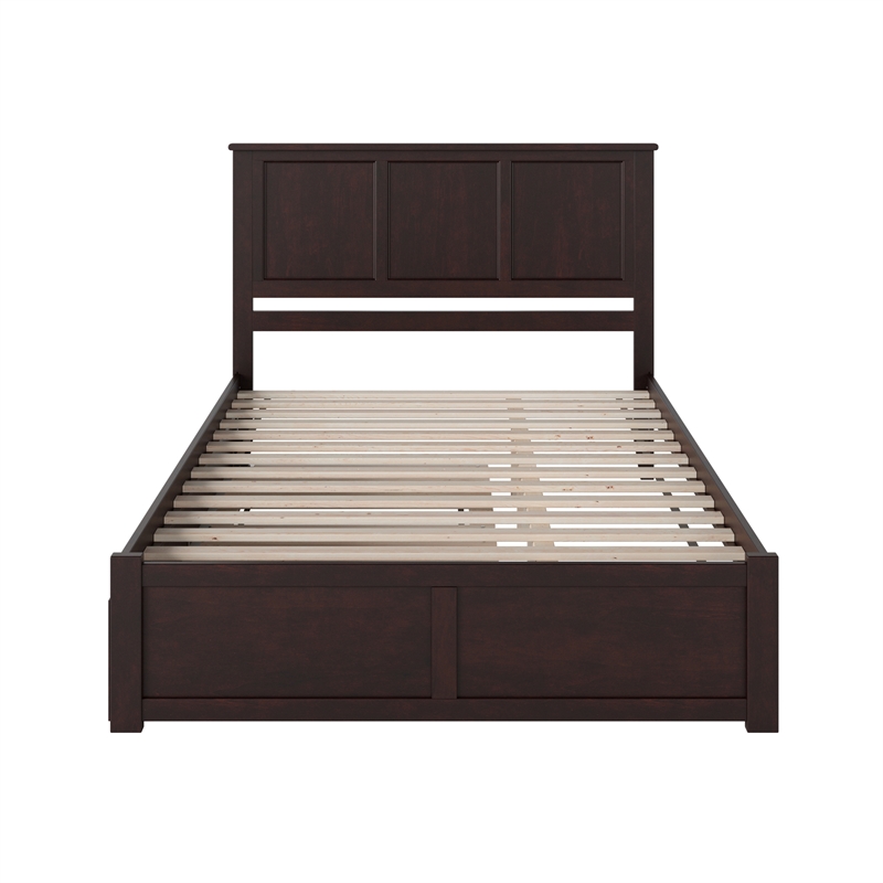 Madison Queen Wood Platform Bed with Footboard and Twin XL Trundle in Espresso