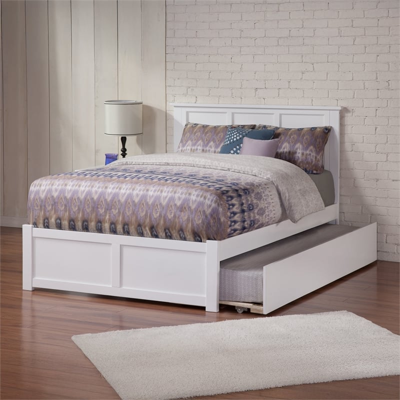 Madison Queen Wood Platform Bed with Footboard and Twin XL Trundle in White