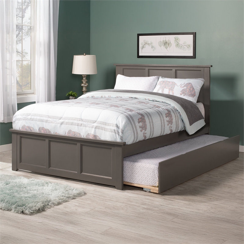 Madison Queen Platform Bed with Matching Footboard & Twin XL Trundle in Grey