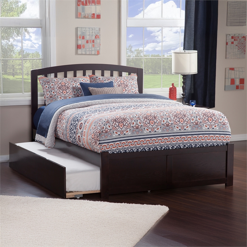 Richmond Queen Wood Platform Bed with Footboard and Twin XL Trundle in Espresso