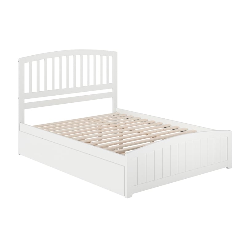 Richmond Queen Wood Platform Bed with Footboard  and Twin XL Trundle in White