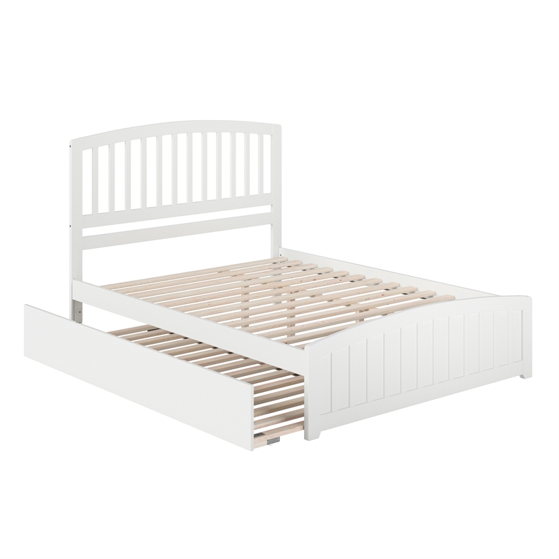 Richmond Queen Wood Platform Bed with Footboard  and Twin XL Trundle in White