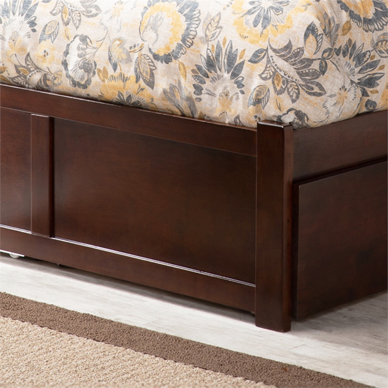 Madison Wood King Platform Bed with Footboard and Twin XL Trundle in Walnut