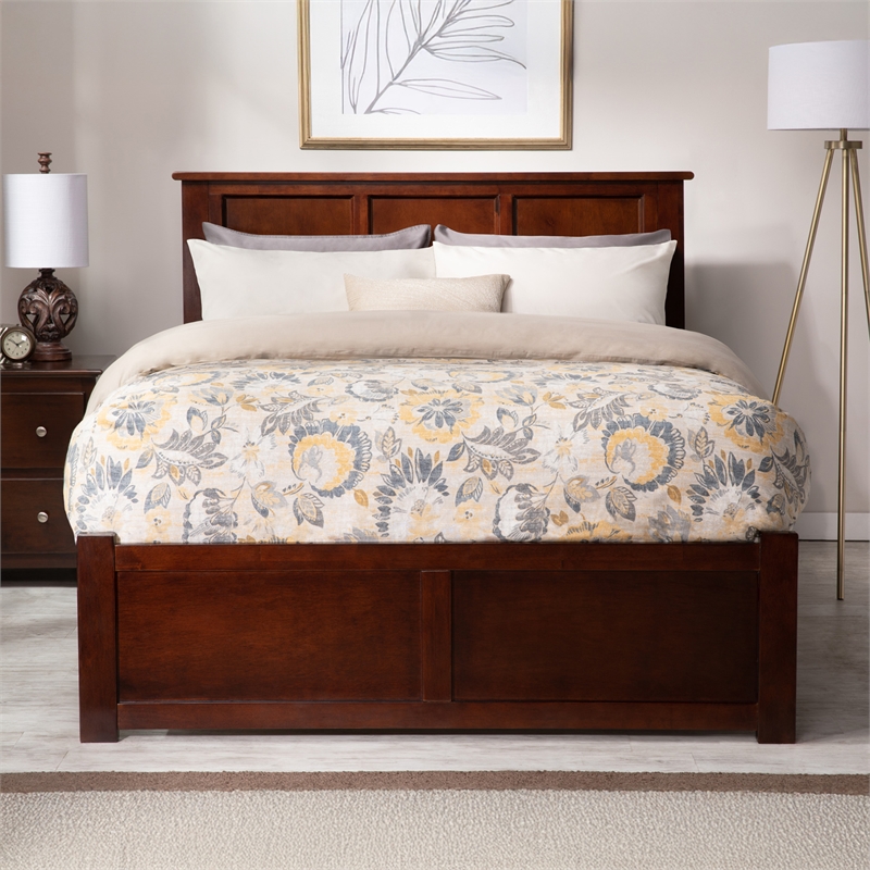 Madison Wood King Platform Bed with Footboard and Twin XL Trundle in Walnut