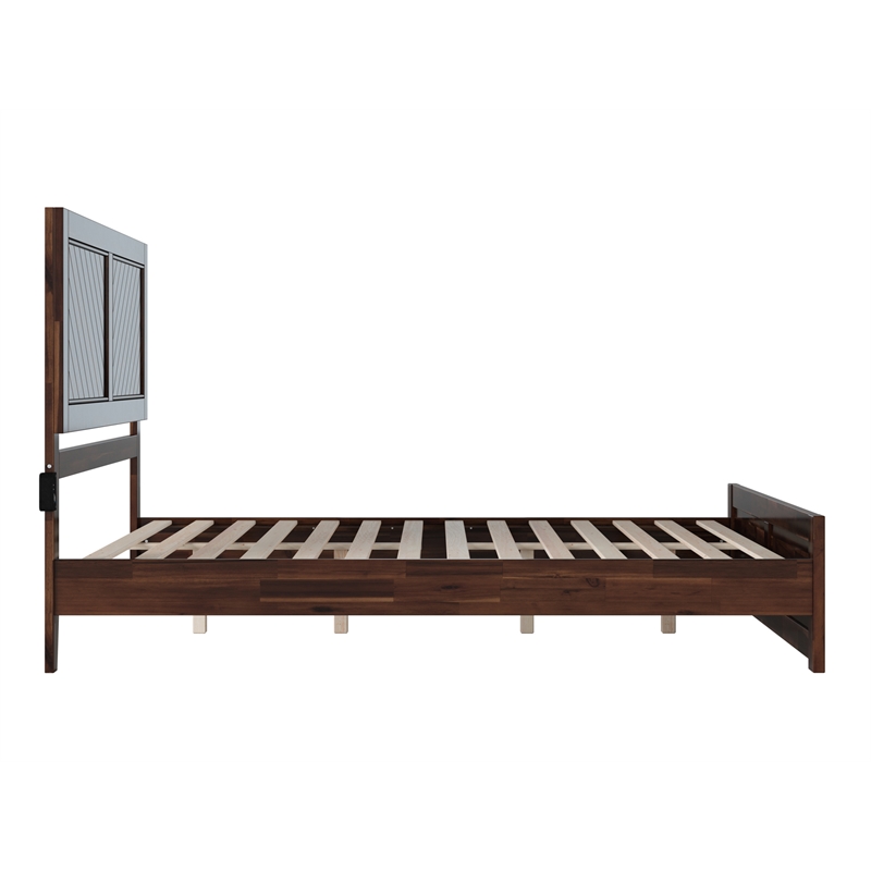 Berkshire Queen Low Wood Platform Bed with Matching Footboard in Barnwood