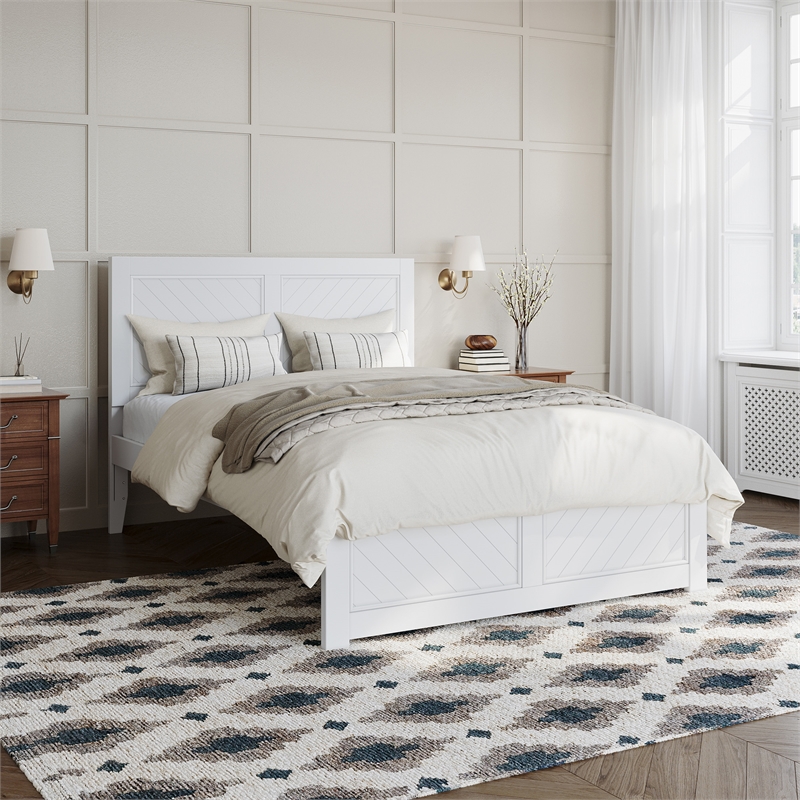 Canyon Full Wood Platform Bed with Matching Footboard in White