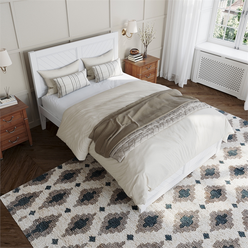 Canyon Full Wood Platform Bed with Matching Footboard in White