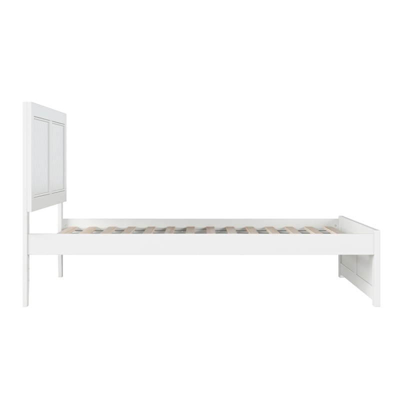 Canyon Full Wood Platform Bed with Matching Footboard in White