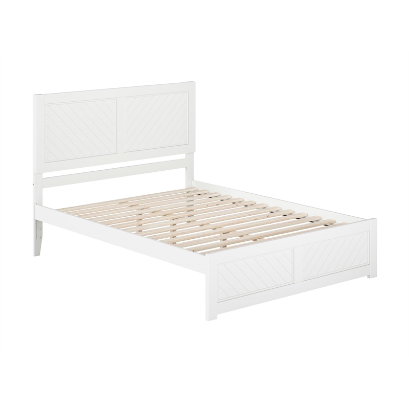 Canyon Queen Wood Platform Bed with Matching Footboard in White