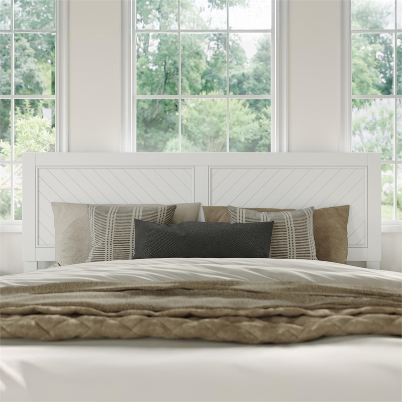 Canyon King Wood Platform Bed with Matching Footboard in White