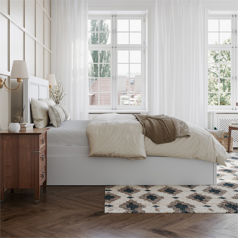 Canyon Full Wood Platform Bed with Matching Footboard & Full Trundle in White