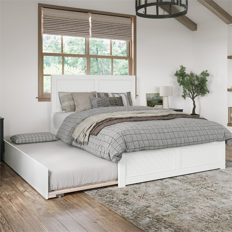 Canyon Queen Wood Platform Bed with Matching Footboard & Trundle in White