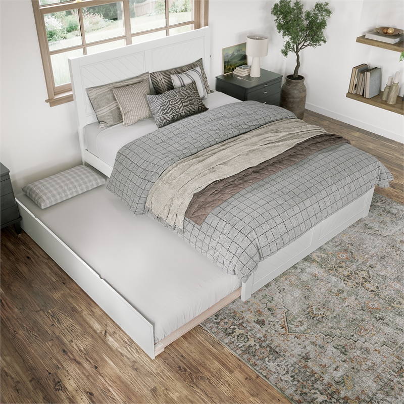 Canyon Queen Wood Platform Bed with Matching Footboard & Trundle in White