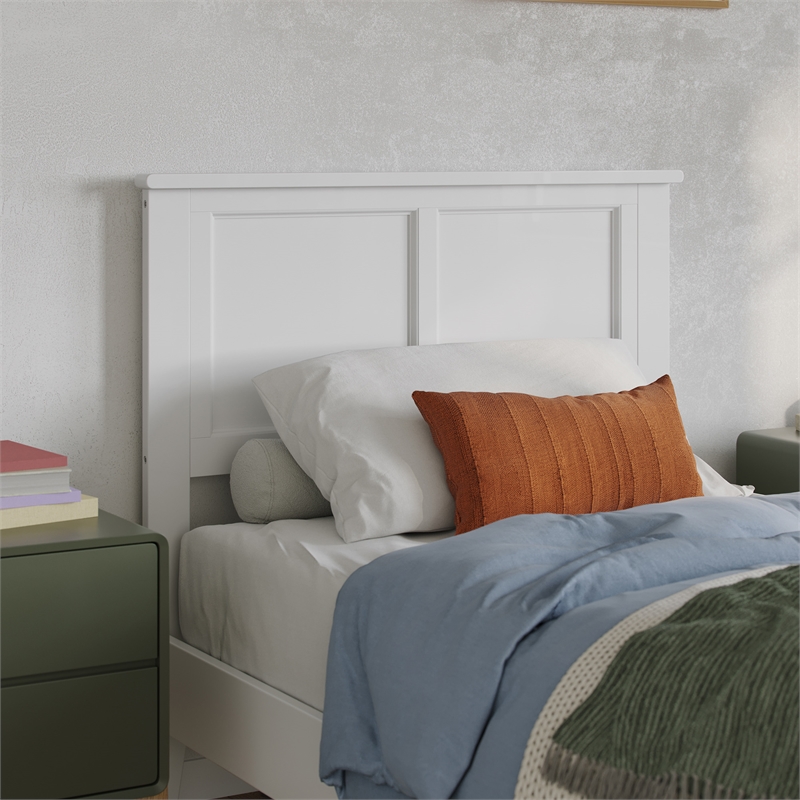 Charlotte Twin XL Wood Low Profile Platform Bed with Matching Footboard in White