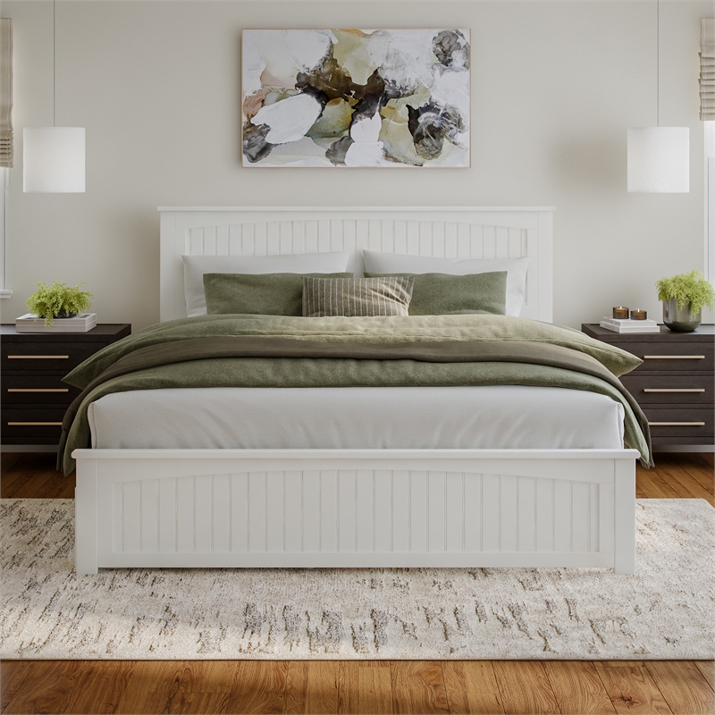 Nantucket King Wood Platform Bed with Matching Footboard & TXL Trundle in White