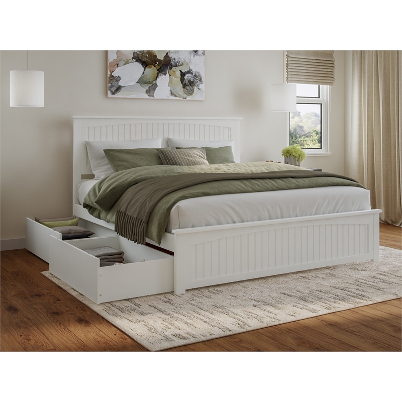 Nantucket King Wood Platform Bed with Matching Footboard and Drawers in White