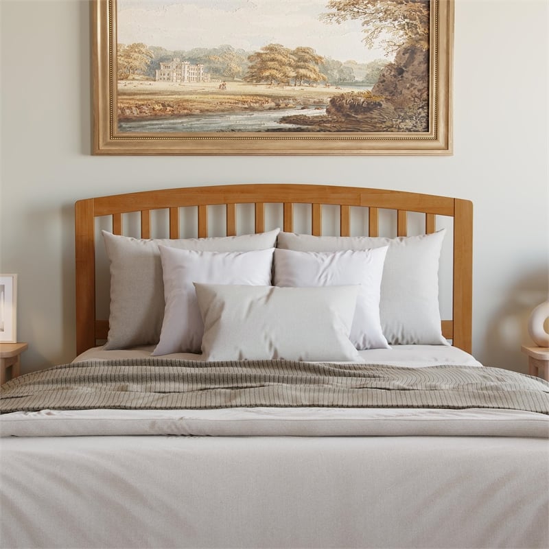 Richmond Queen Wood Platform Bed with Footboard and Drawers in Light Toffee