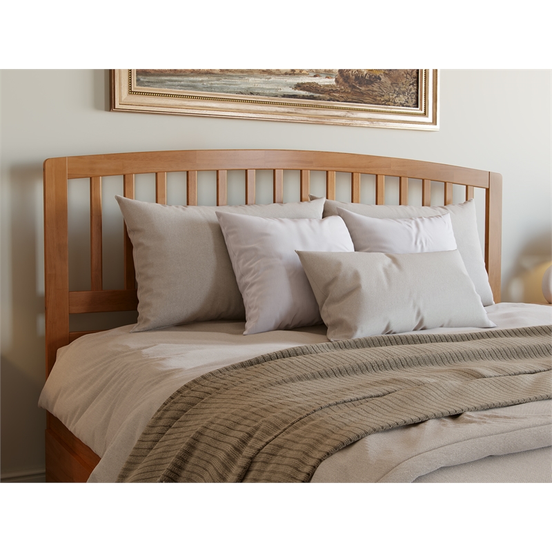 Richmond King Wood Platform Bed with Footboard and TXL Trundle in Light Toffee