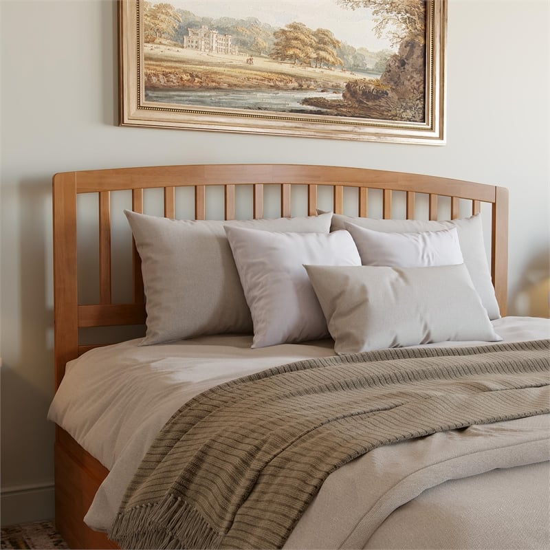Richmond King Wood Platform Bed with Footboard and TXL Trundle in Light Toffee