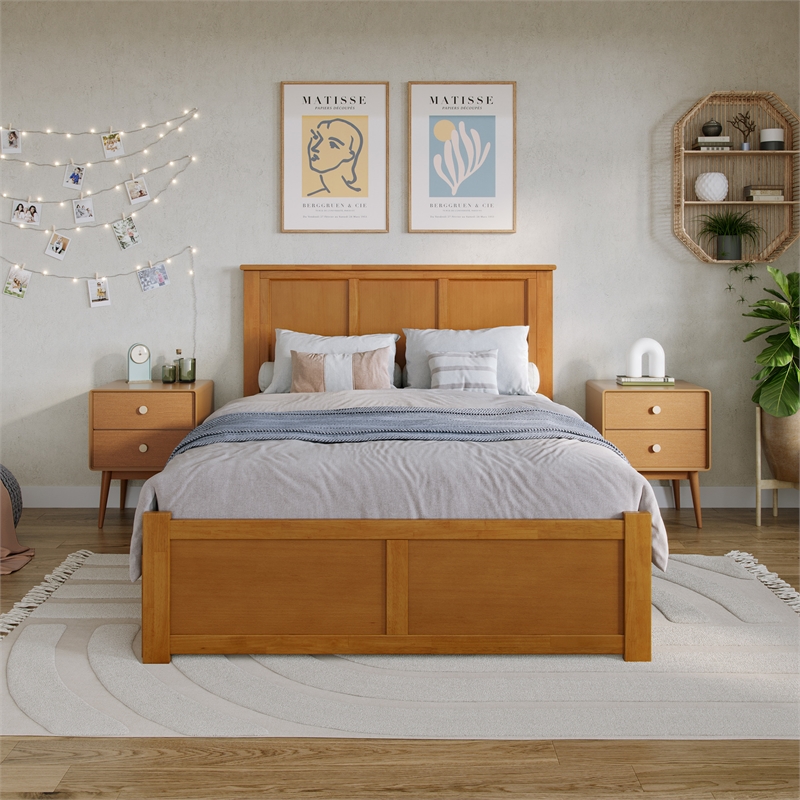 Madison Full Wood Platform Bed with Footboard and Full Trundle in Light Toffee