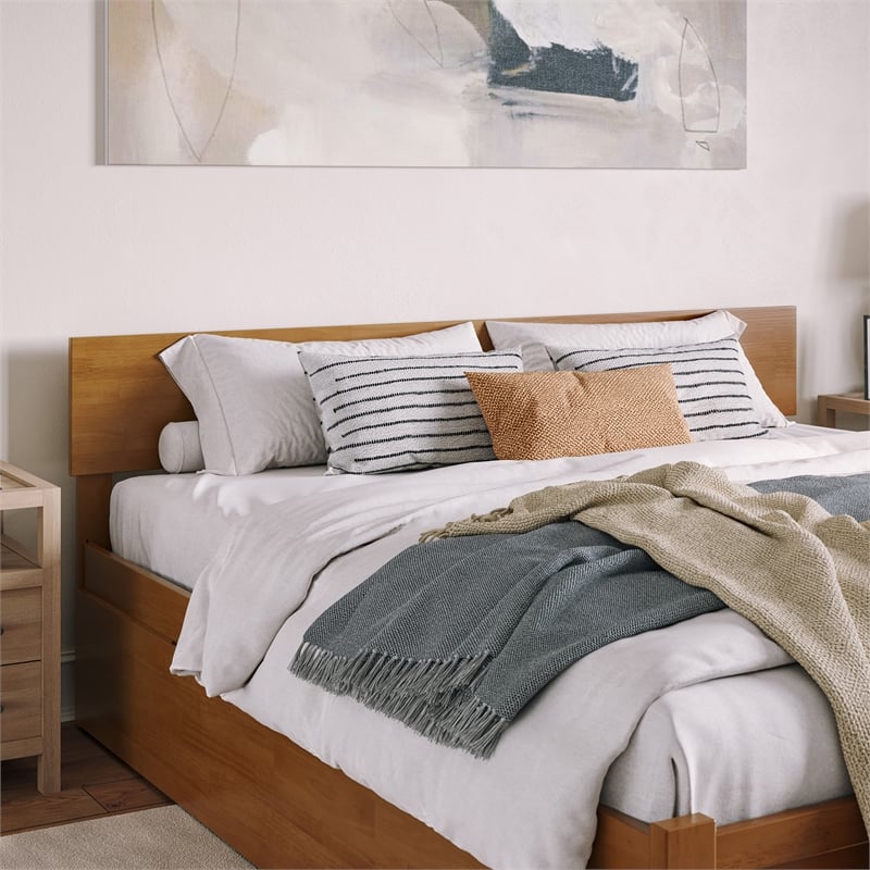 Orlando King Wood Platform Bed with Footboard and TXL Trundle in Light Toffee