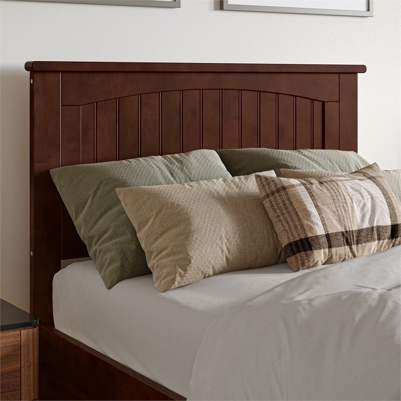 Nantucket Twin XL Wood Platform Bed with Matching Footboard & Drawers in Walnut