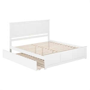 Madison King Wood Platform Bed with Matching Footboard and Trundle in White
