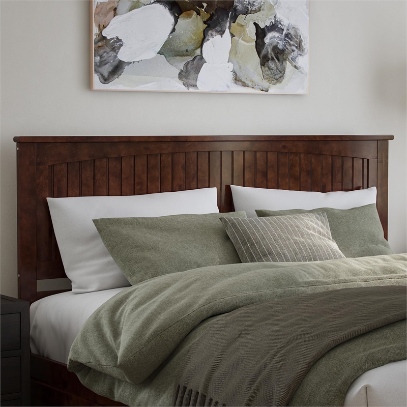 Nantucket King Wood Platform Bed with Footboard and Twin XL Trundle in Walnut