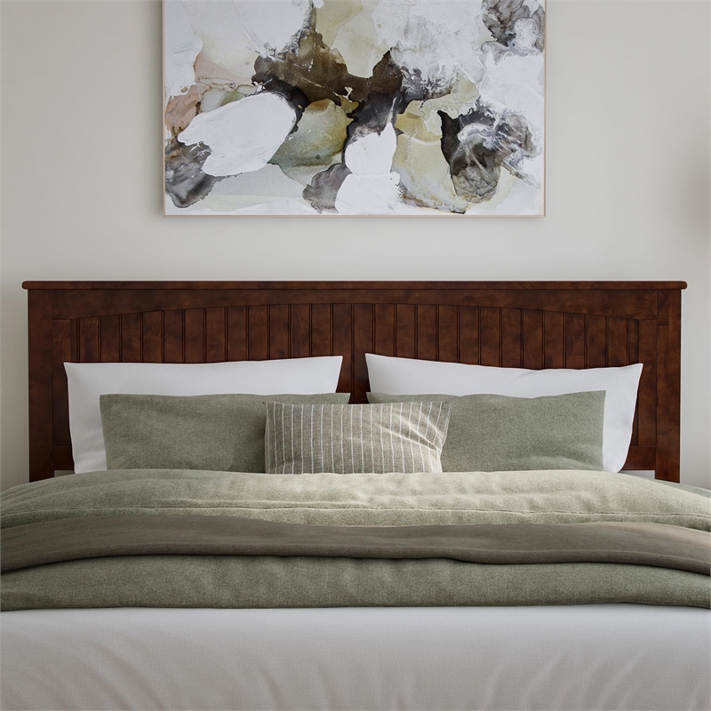 Nantucket King Wood Platform Bed with Footboard and Twin XL Trundle in Walnut