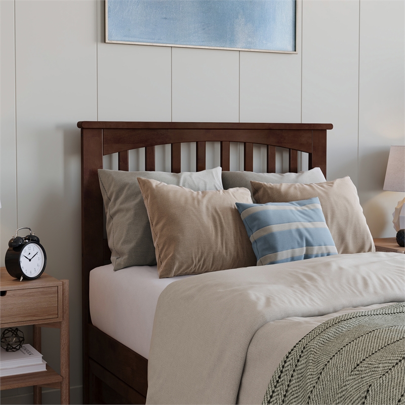 Everett Twin XL Wood Platform Bed with Panel Footboard & Drawers in Walnut