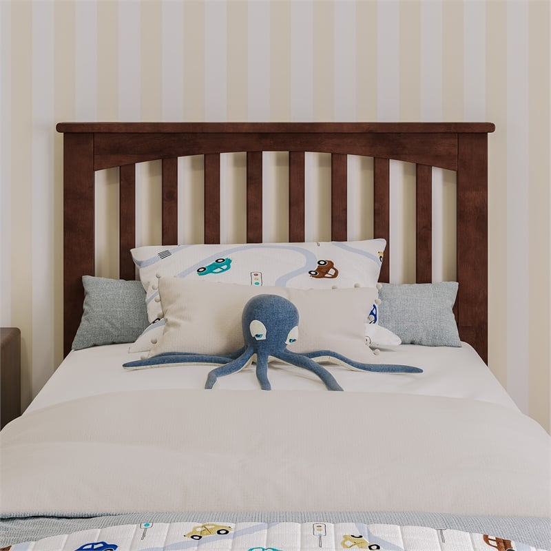 Everett Twin Wood Platform Bed with Panel Footboard & Storage Drawers in Walnut