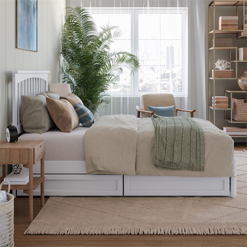 Everett Full Wood Platform Bed with Panel Footboard and Storage Drawers in White