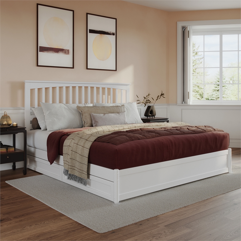 Everett King Wood Platform Bed with Panel Footboard and Storage Drawers in White