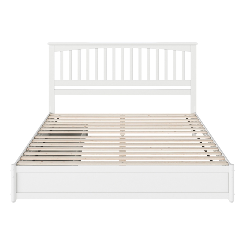 Everett King Wood Platform Bed with Panel Footboard and Storage Drawers in White