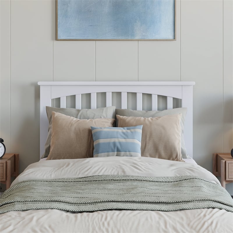 Everett Twin XL Wood Platform Bed with Panel Footboard &  Trundle in White