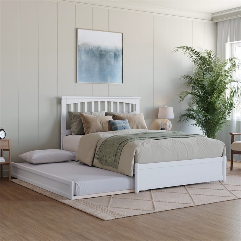 Everett Full Wood Platform Bed with Panel Footboard and Twin Trundle in White