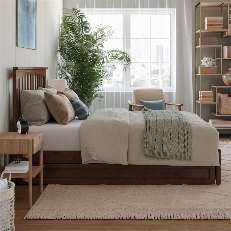 Everett Full Wood Platform Bed with Panel Footboard and Twin Trundle in Walnut