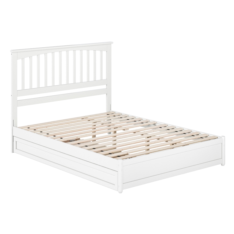 Everett Queen Wood Platform Bed with Panel Footboard & Twin XL Trundle in White