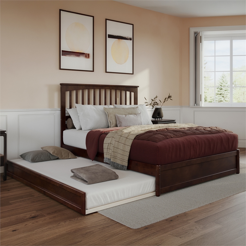 Everett Queen Wood Platform Bed with Panel Footboard & Twin XL Trundle in Walnut