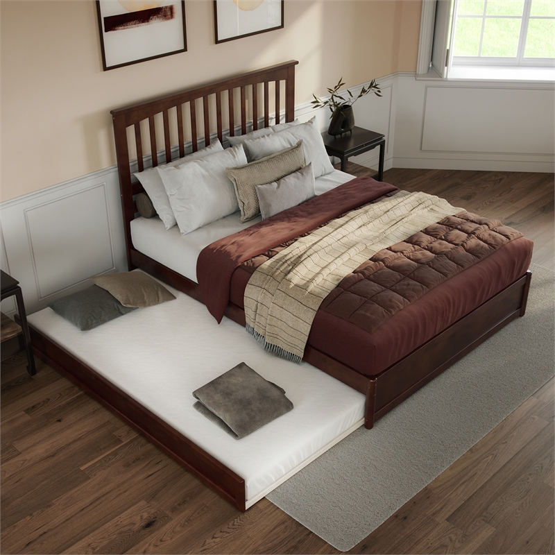 Everett Queen Wood Platform Bed with Panel Footboard & Twin XL Trundle in Walnut