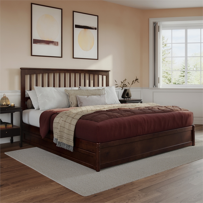 Everett King Wood Platform Bed with Panel Footboard & Twin XL Trundle in Walnut