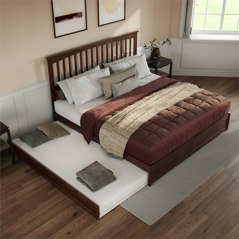 Everett King Wood Platform Bed with Panel Footboard & Twin XL Trundle in Walnut