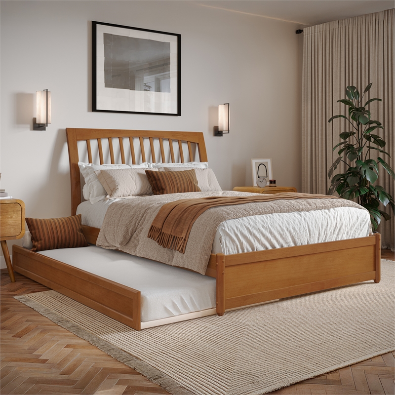 Roslyn Full Platform Bed with Panel Footboard & Twin Trundle in Light Toffee