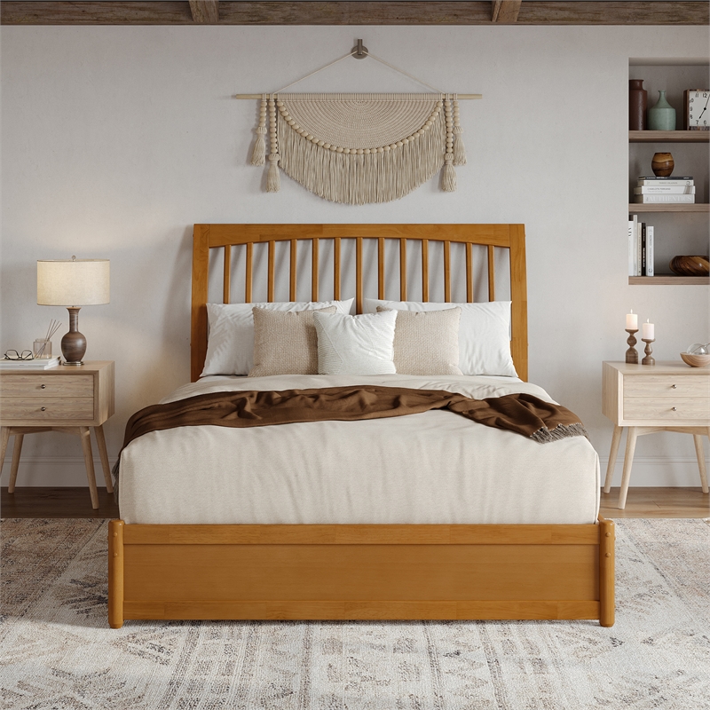 Roslyn Queen Platform Bed with Panel Footboard & TXL Trundle in Light Toffee